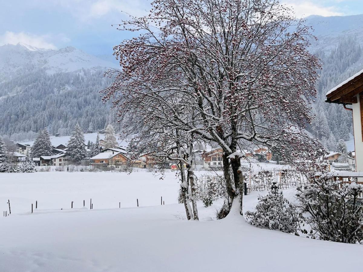Gemuetliches Appartement Fuer Erholung Und Sport Klosters Exteriör bild